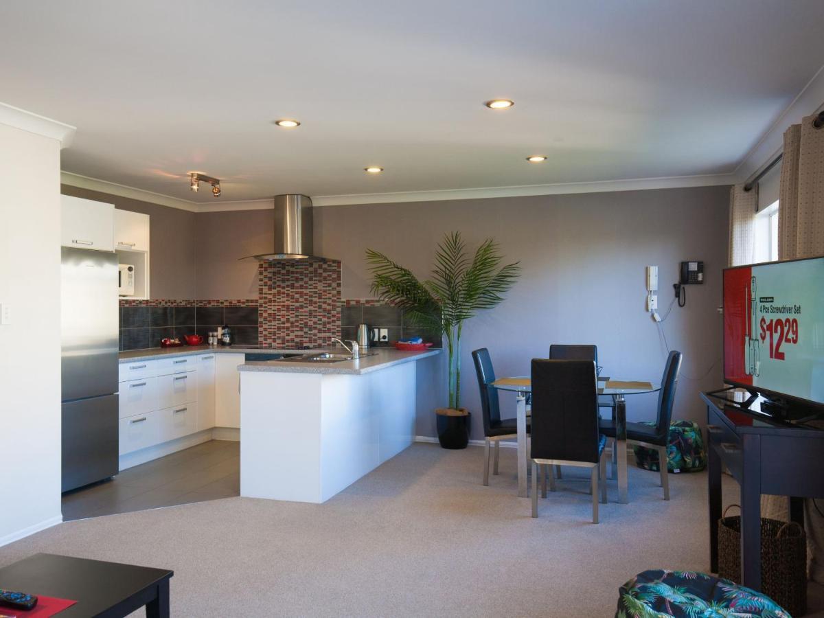 Pacific Palms Resort Papamoa Bagian luar foto
